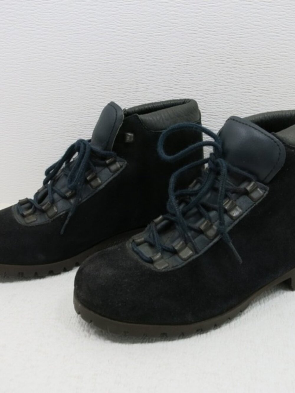 Dunham Tyroleans Suede Leather Hiking Boots Women's Outdoors Footwear Shoes 6 N